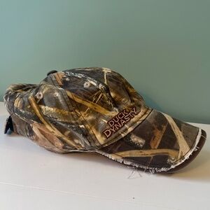 A&E Duck Dynasty distressed hat / cap. Soft and comfortable. Velcro closure. O/S